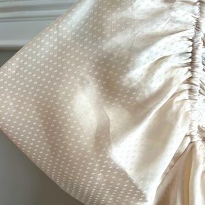 Only worn once! The romper is more flattering on!